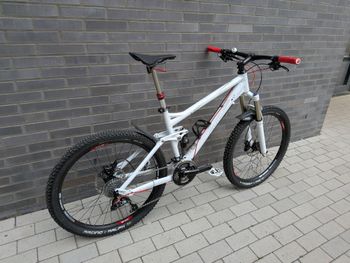 Used Radon Radon Slide 7.0 AM 140 2011 Mountainbike, Bianco — image 2 of 37