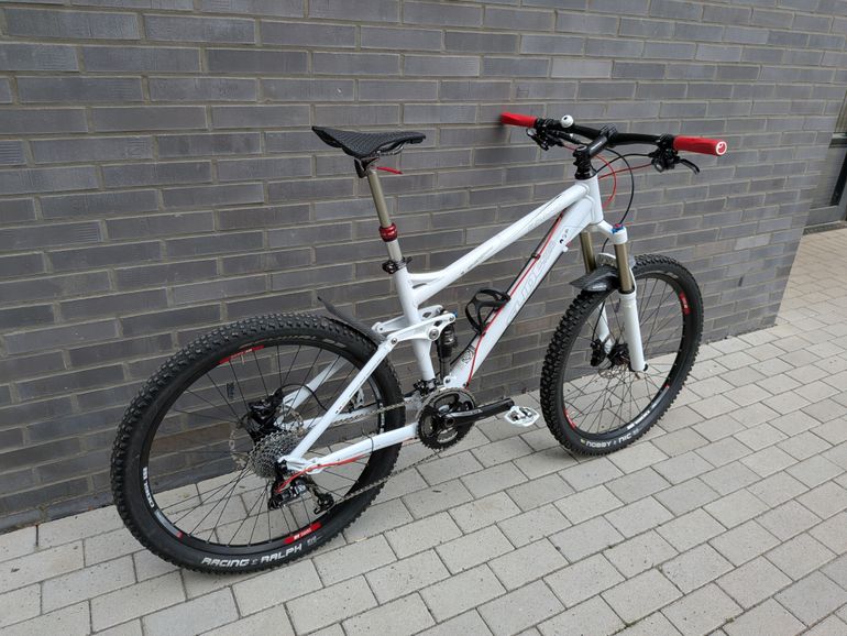 Used Radon Radon Slide 7.0 AM 140 2011 Mountainbike, Bianco — image 2 of 37
