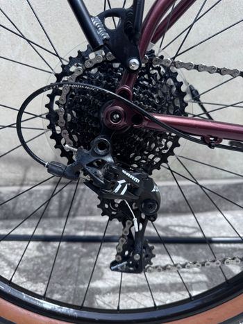 Used Bombtrack BEYOND 2 2022 2022 Road & Gravel, Red — image 4 of 9