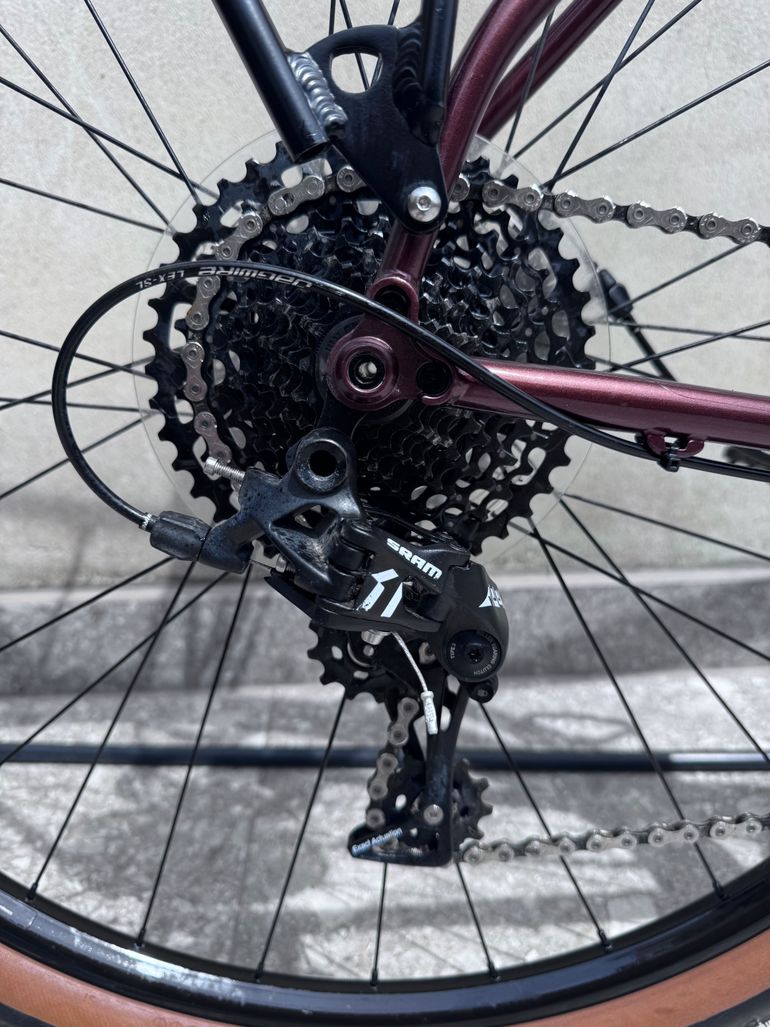 Used Bombtrack BEYOND 2 2022 2022 Road & Gravel, Red — image 4 of 9