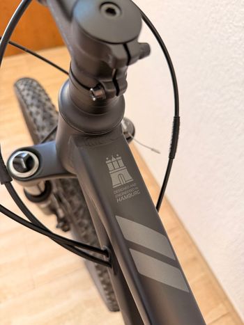 Used Stevens Applebee 2023 2023 Mountainbike, Nero — image 7 of 11