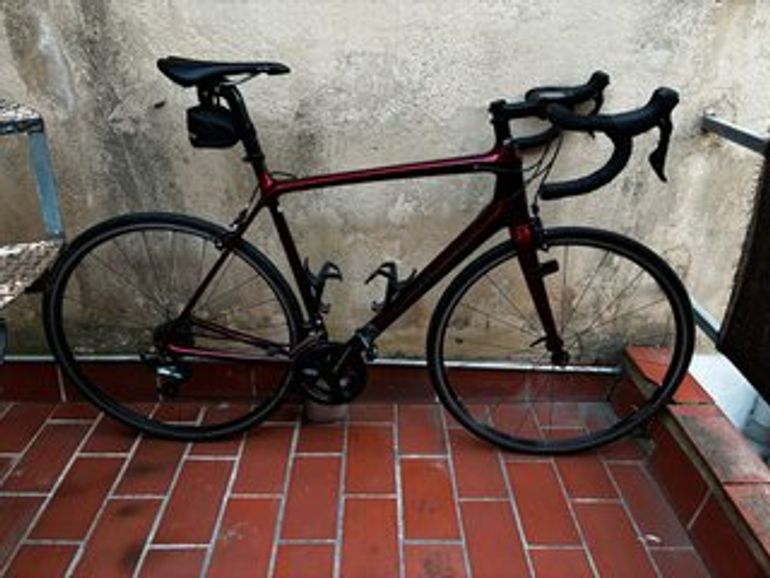 Used Trek Émonda SL 6 2018 2018 Road & Gravel — image 1 of 5