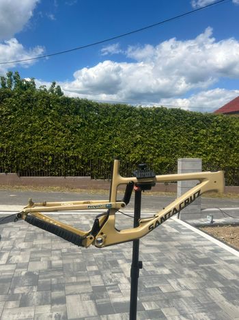 Used Santa Cruz Nomad C S 2018 Frameset 2018 Mountainbike, Orange, 27.5 — image 4 of 10