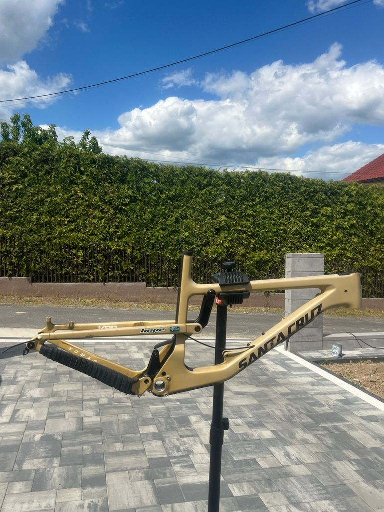 Used Santa Cruz Nomad C S 2018 Frameset 2018 Mountainbike, Orange, 27.5 — image 4 of 10