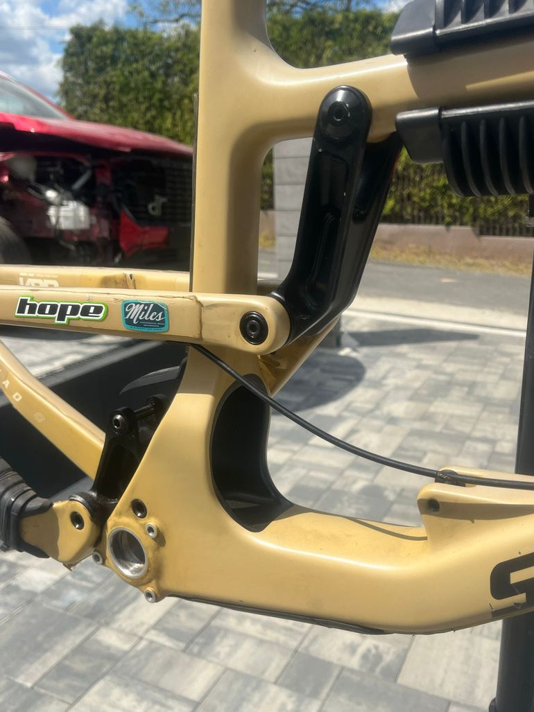 Used Santa Cruz Nomad C S 2018 Frameset 2018 Mountainbike, Orange, 27.5 — image 10 of 10