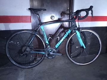 Tweedehands Bianchi Infinito CV Ultegra Di2 Compact 2014 2014 Road & Gravel