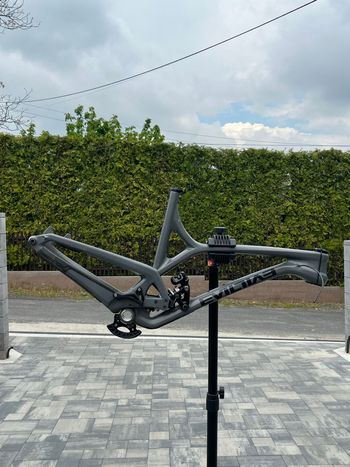 Used Evil Following MB XT Jenson 2018 Frameset 2018 Mountainbike, Light Gray, 29 — image 2 of 8