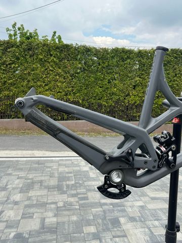Gebrauchtes Evil Following MB XT Jenson 2018 Frameset 2018 Mountainbike, Hellgrau, 29 — Bild 4 von 8