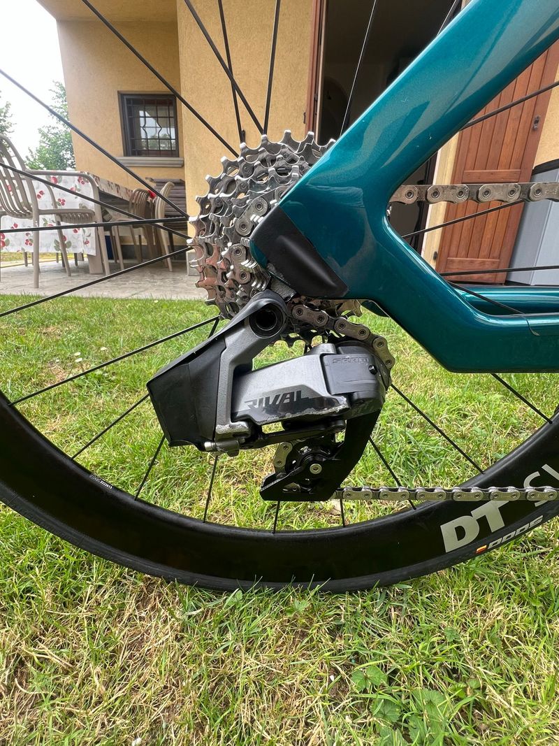 Canyon Speedmax SRAM Rival eTap AXS 2022 Road & Gravel de segunda mano, Verde — imagen 4 de 9