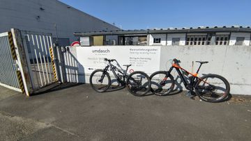 Orbea RISE H30 2022 2022 Mountainbike usato, Grigio chiaro — immagine 3 di 3