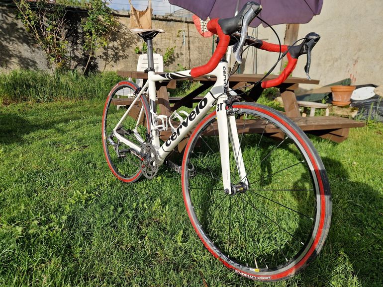 Used Cervélo Soloist Shimano Ultegra 2017 Road & Gravel, White — image 8 of 14