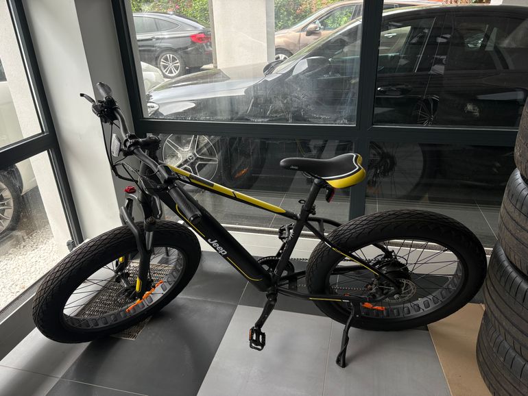 Used Jeep Jeep Mountain E-Bike MHR · Modelljahr 2022 2022 Mountainbike, Black — image 1 of 4