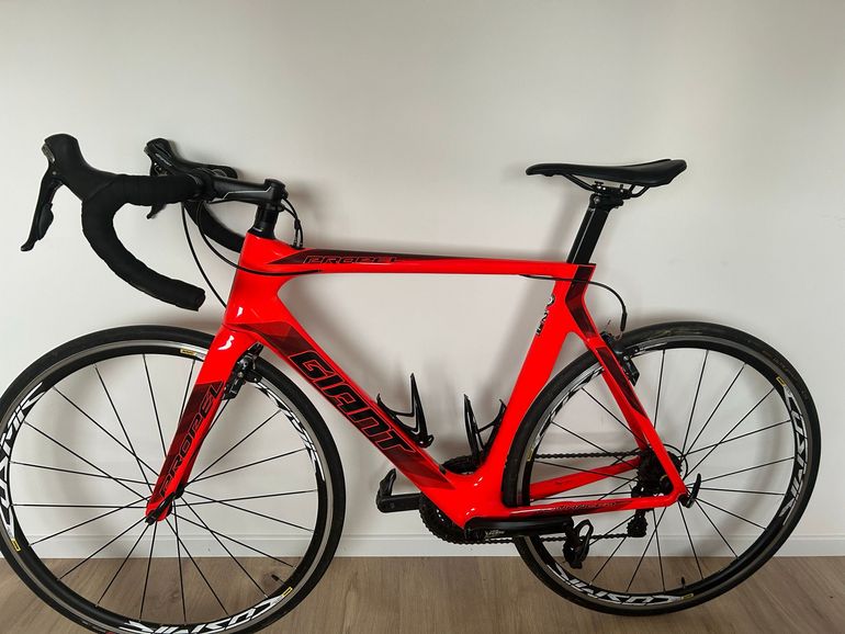 Used Giant Propel Shimano 105 2017 Road & Gravel, Rojo — image 2 of 9