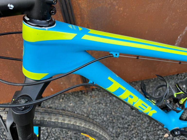 Used Trek Superfly 9.7 2016 2016 Mountainbike, Grün, 27.5, 29 — image 2 of 7