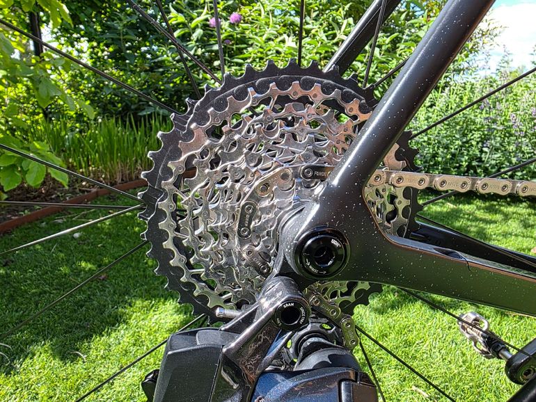 Used Trek Checkmate SLR 7 AXS 2025 2025 Road & Gravel — image 3 of 8