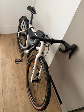 Used Canyon Grizl 7 2024 2024 Road & Gravel, White — image 6 of 9