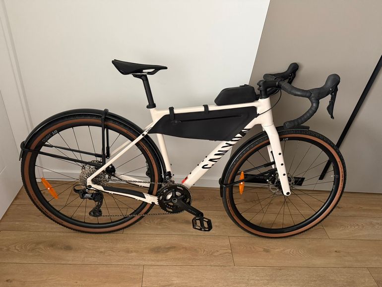 Used Canyon Grizl 7 2024 2024 Road & Gravel, White — image 4 of 9