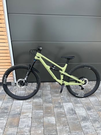 Used Canyon Spectral 125 CF 8 2024 2024 Mountainbike, Green, 29 — image 3 of 7