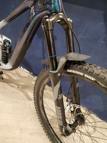 Używany Giant Reign Advanced, Pro Frame 2023 2023 Mountainbike — zdjęcie 5 z 7