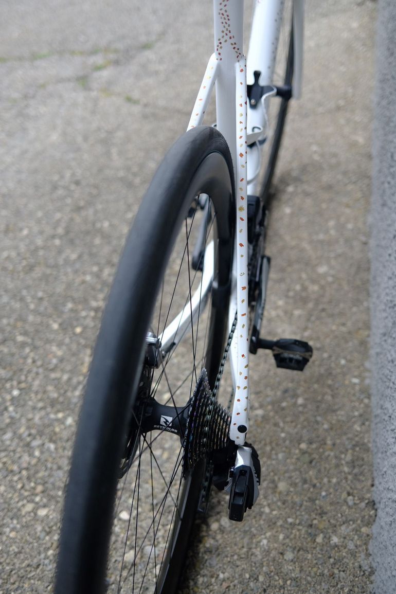 Used WIAWIS Radical SRAM Red eTap AXS 2023 Road & Gravel, White — image 5 of 15
