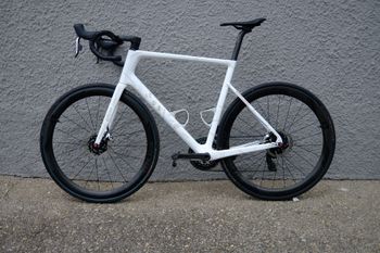 Used WIAWIS Radical SRAM Red eTap AXS 2023 Road & Gravel, White — image 2 of 15