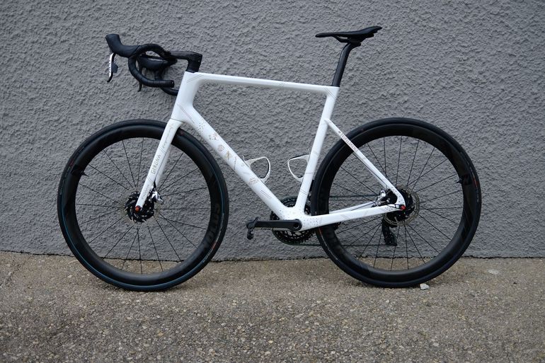 Used WIAWIS Radical SRAM Red eTap AXS 2023 Road & Gravel, White — image 2 of 15