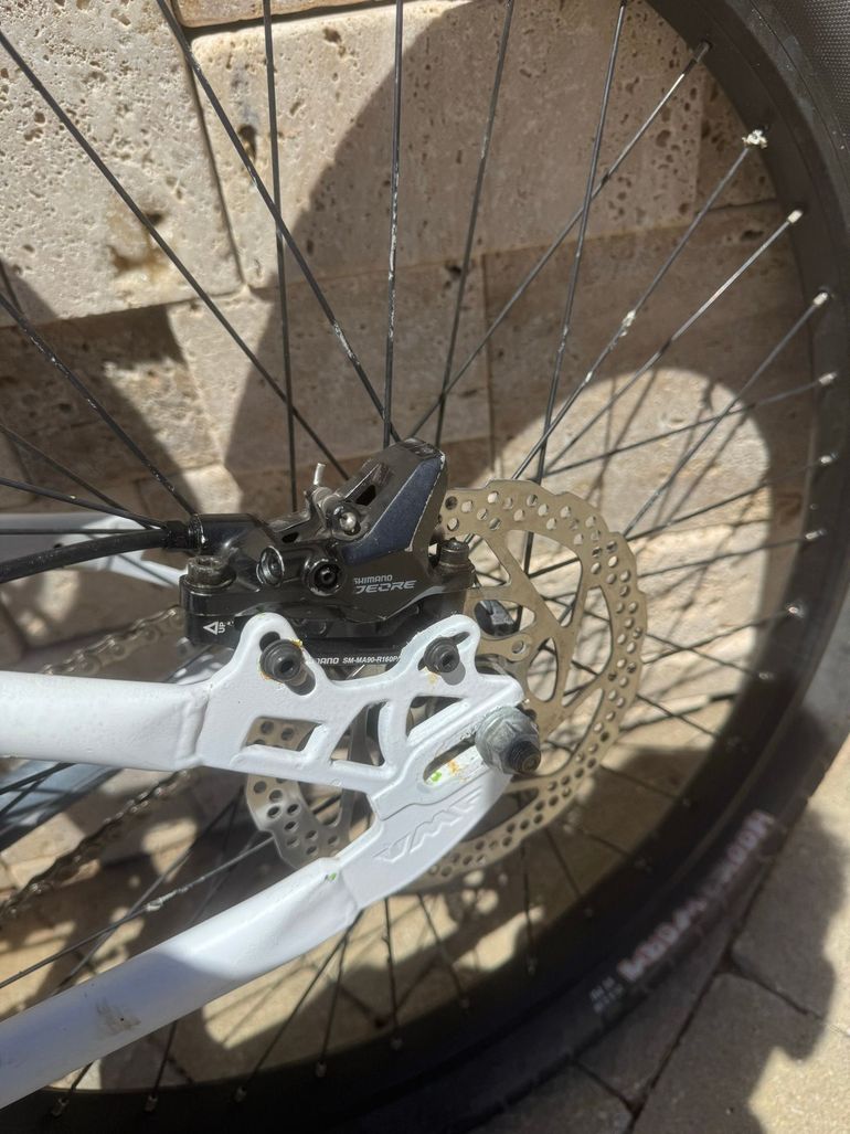 Used Merida Dirt Shimano Deore 2021 Mountainbike, Bianco — image 4 of 15