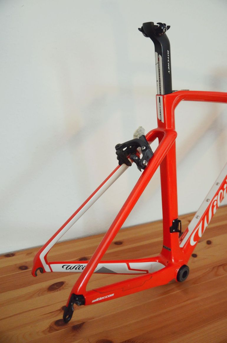 Used Wilier Cento 10 Air Frameset 2016 Road & Gravel — image 4 of 26