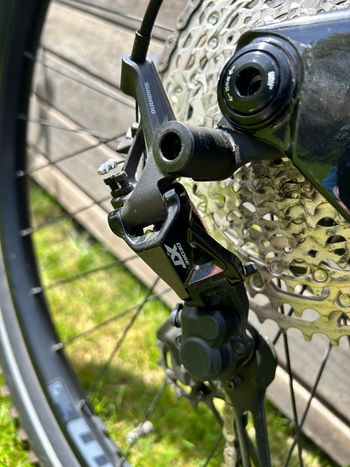 Used Cannondale Moterra Neo EQ 2023 2023 Mountainbike, Black, 29 — image 13 of 17