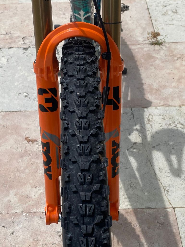 Used Wilier Urta Max SLR Team Customized 2025 2025 Mountainbike, Blu — image 6 of 10
