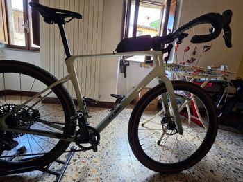 Used CUBE NUROAD C:62, EX 2025 2025 Road & Gravel, Light Gray — image 3 of 7