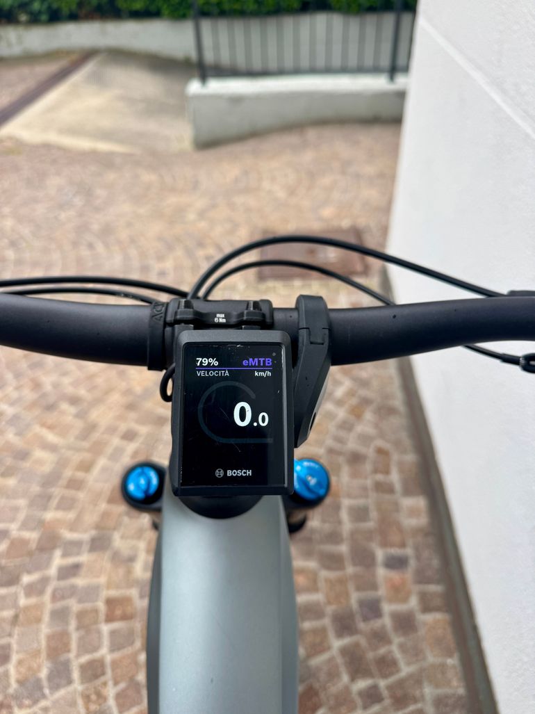 Used CUBE Stereo hybrid Shimano Deore XT 2022 Mountainbike, Light Gray — image 3 of 6