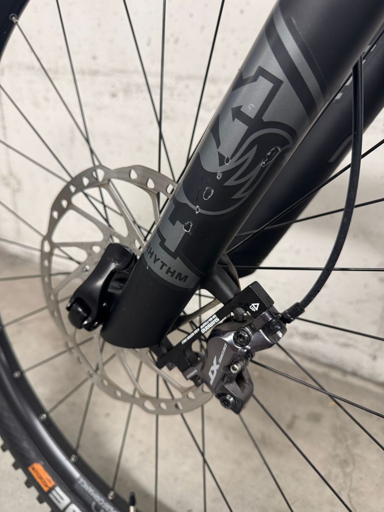 Used CUBE Stereo hybrid Shimano Deore XT 2022 Mountainbike, Light Gray — image 5 of 6