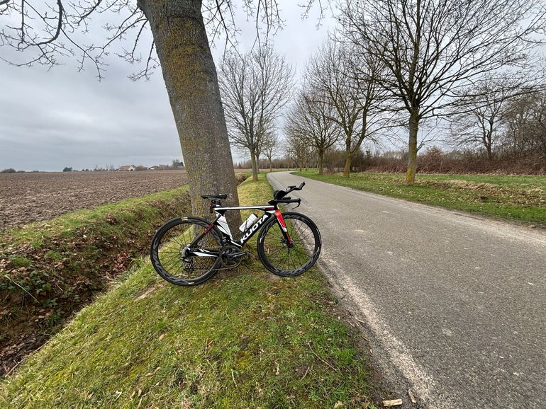 Used Kuota Kalibur Campagnolo Super Record EPS 2019 Road & Gravel, Black — image 4 of 4