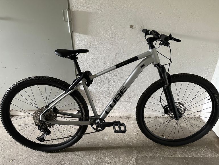 Used CUBE ATTENTION, SLX 2024 2024 Mountainbike, Light Gray, 27.5, 29 — image 1 of 9
