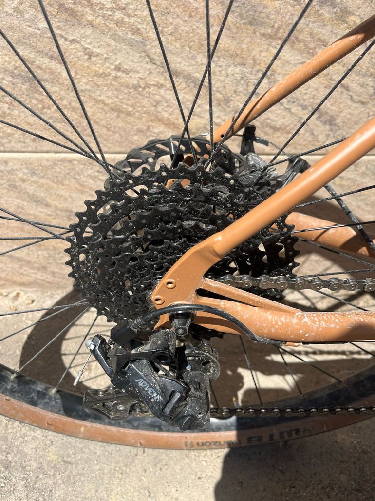 Used Marin Nicasio+ 2024 2024 Road & Gravel, Green — image 3 of 5