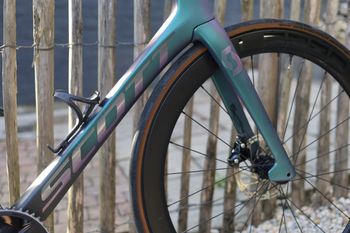 Used Scott Foil 10 RC 2022 Road & Gravel, Green — image 4 of 13