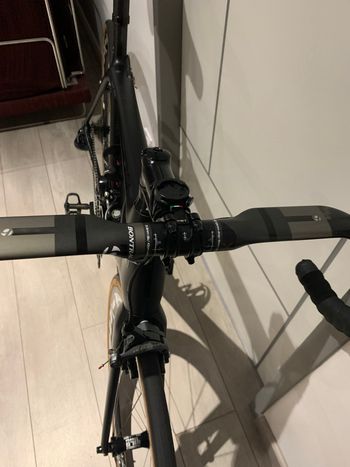Used Trek Émonda SL 6 2020 2020 Road & Gravel — image 2 of 4