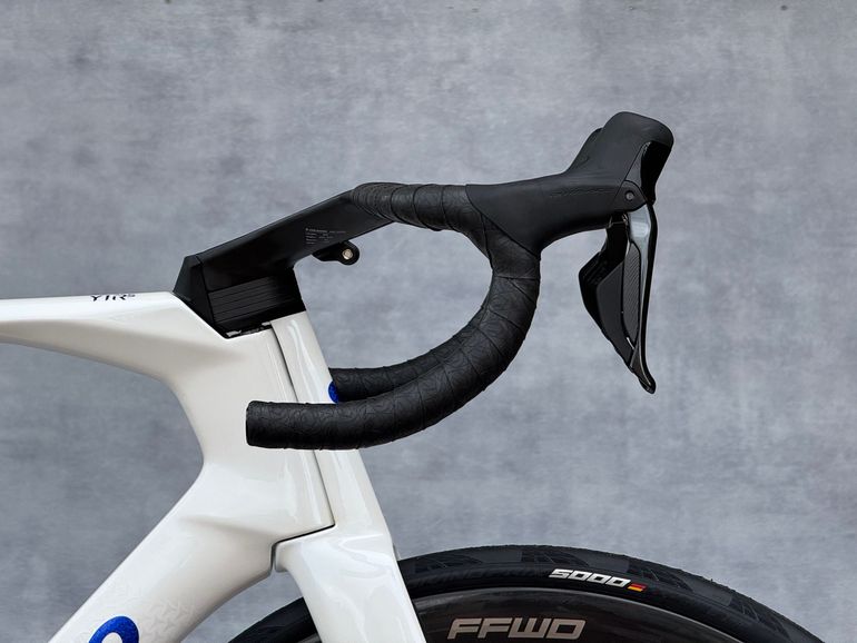 Used Colnago Y1Rs Shimano Dura Ace Di2 2026 2026 Road & Gravel, Blanco — image 9 of 27