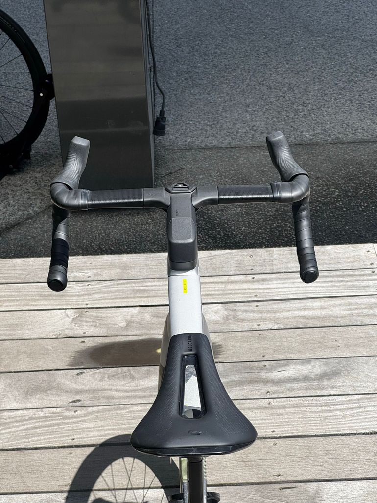 Used Scott Foil RC 30 2025 2025 Road & Gravel — image 4 of 6