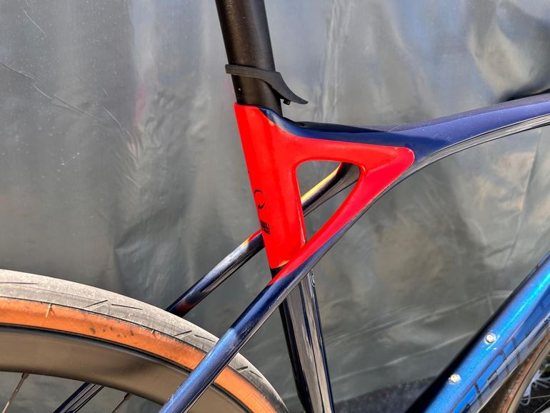 Used Lapierre Xelius SL 600 Disc 2020 2020 Road & Gravel, Blue — image 9 of 15