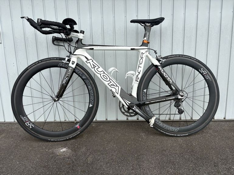 Used Kuota kfaktor Kuota kfaktor Custom Shimano Ultegra 2009 Road & Gravel, White — image 1 of 3