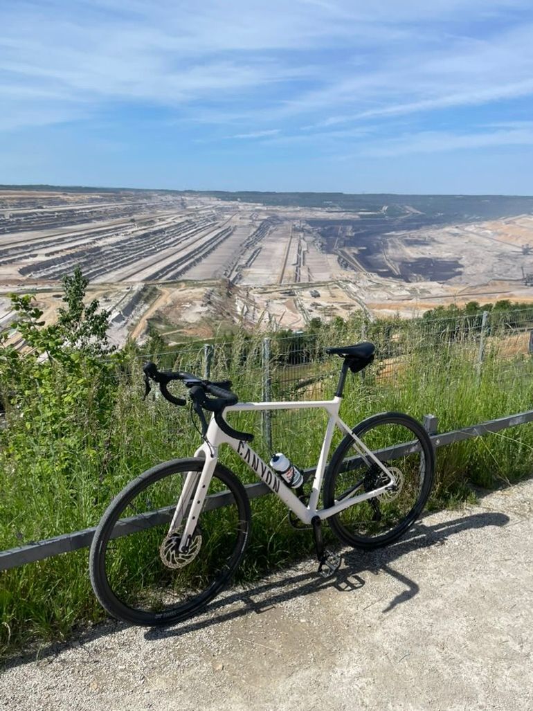 Used Canyon Grizl 5 2025 2025 Road & Gravel — image 1 of 5