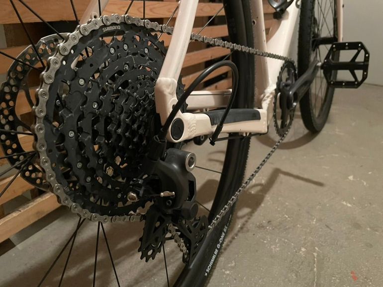 Used Canyon Grizl 5 2025 2025 Road & Gravel — image 2 of 5