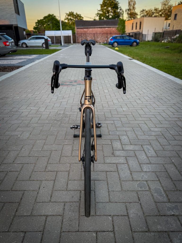 Used Ridley Falcn 105 Di2 2025 Road & Gravel, Black — image 11 of 15