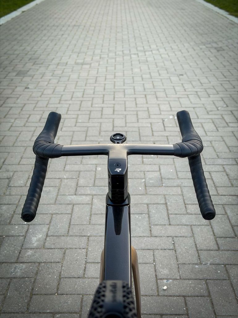 Used Ridley Falcn 105 Di2 2025 Road & Gravel, Black — image 8 of 15