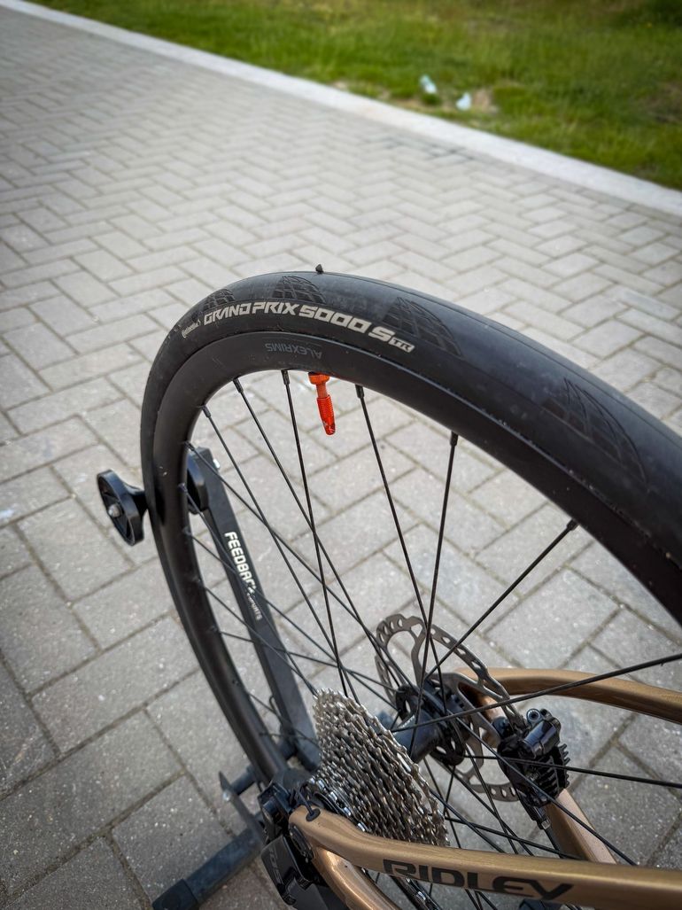 Used Ridley Falcn 105 Di2 2025 Road & Gravel, Black — image 9 of 15