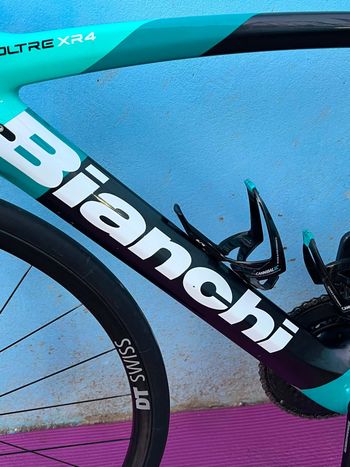 Used Bianchi Oltre XR4 - Ultegra Di2 2022 2022 Road & Gravel, Black — image 13 of 23