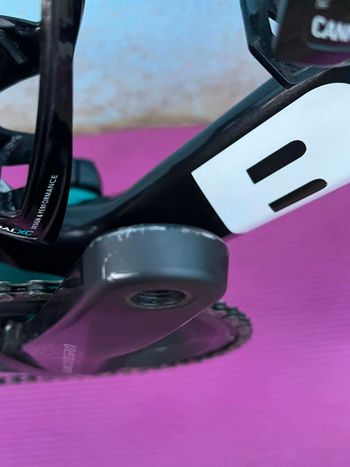 Used Bianchi Oltre XR4 - Ultegra Di2 2022 2022 Road & Gravel, Black — image 19 of 23