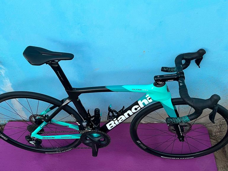 Used Bianchi Oltre XR4 - Ultegra Di2 2022 2022 Road & Gravel, Black — image 5 of 23